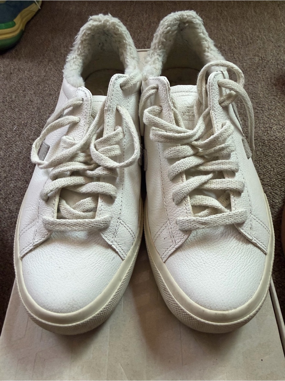 Veja Sneakers